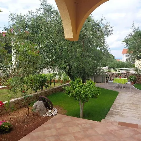 Olea Krk Апартаменты *