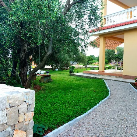 Olea Krk 公寓